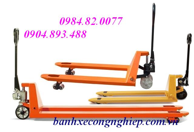 Xe nâng tay siêu dài