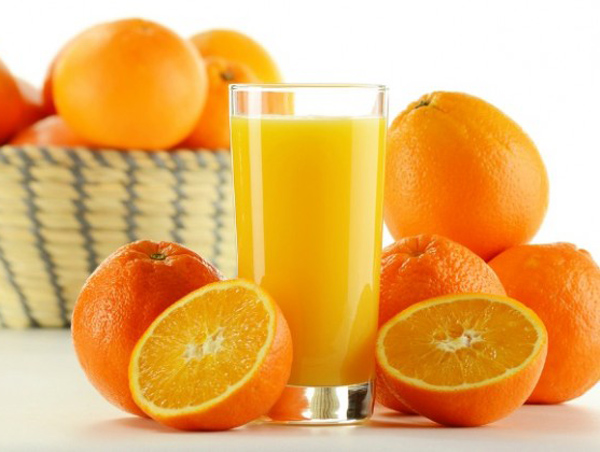 KHÔNG THỂ TIN NỔI “NƯỚC CAM ÉP TRỊ ĐƯỢC UNG THƯ BUỒNG TRỨNG”