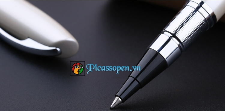 Tay nắm và ngòi viết bút Picasso 83