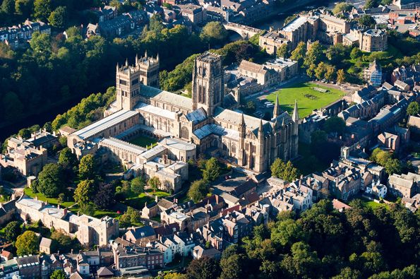 Durham University - Top 3 ngôi trường cổ nhất nước Anh Quốc