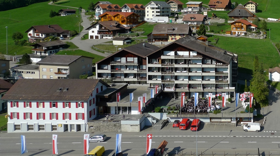 HTMi (Hotel and tourism management institute) - Trường đào tạo du lịch khách sạn hàng đầu Thụy Sỹ
