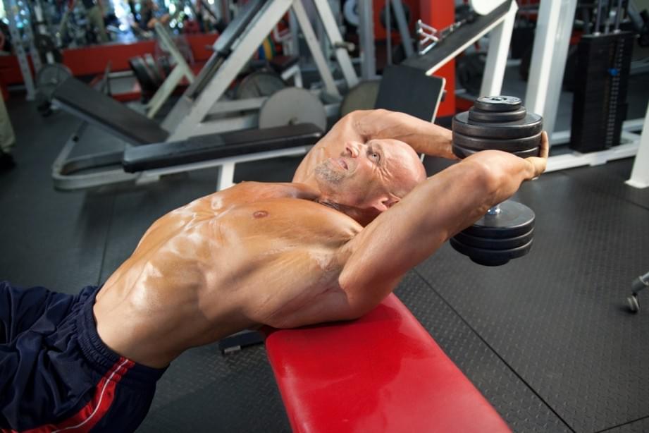 Kéo tạ qua đầu