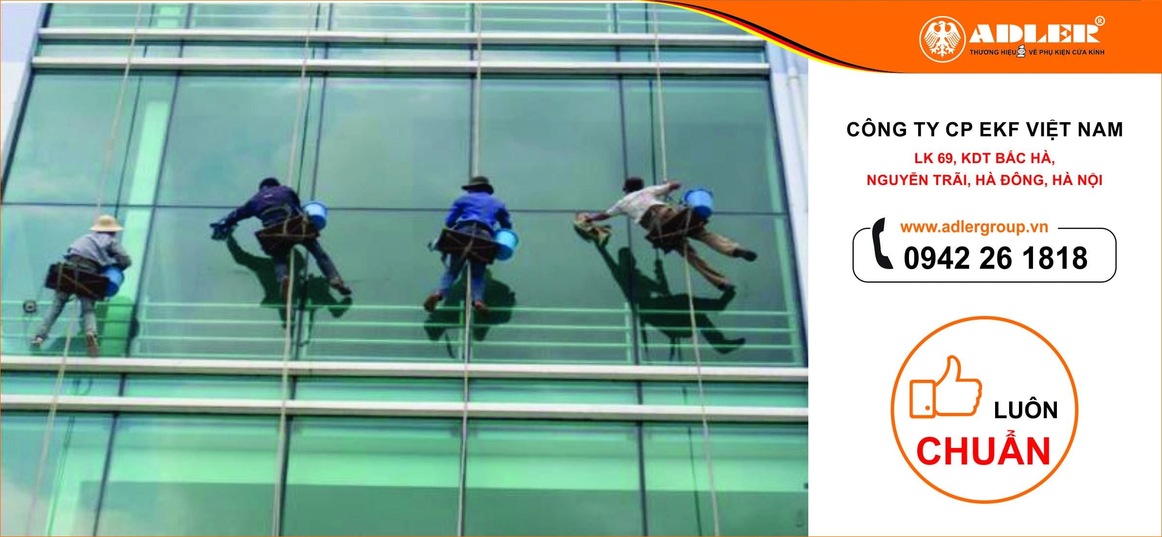 VỆ SINH KÍNH TRÊN CAO- GIAN NAN CỦA HIỆP SĨ NGƯỜI NHỆN