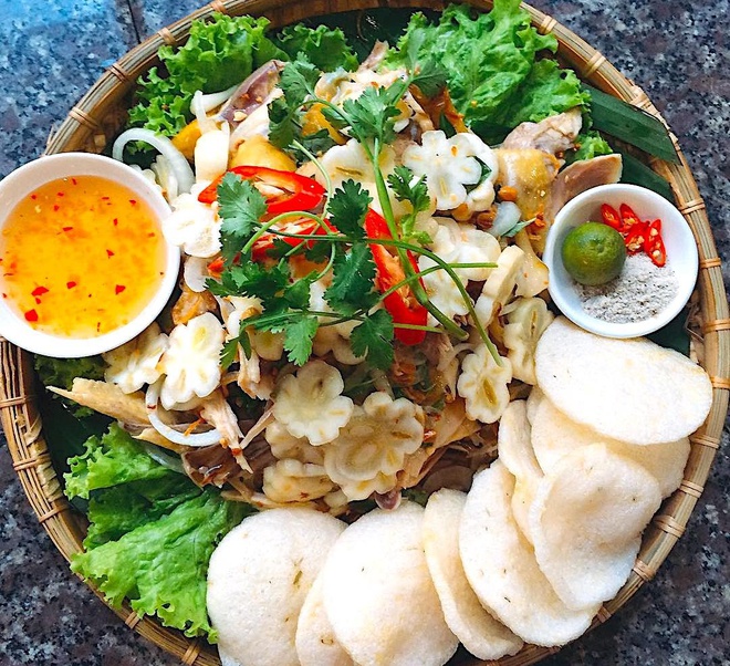 Hướng dẫn cách làm gỏi gà măng cụt