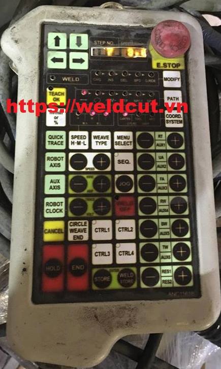 Các thiết bị cần và đủ cho 1 hệ thống Robot hàn hồ quang tự động