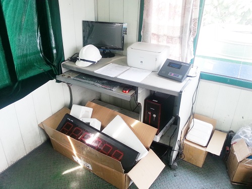 Máy tính, máy in, đầu cân điện tử, màn hiển thị cân điện tử Máy tính, máy in, đầu cân điện tử, màn hiển thị