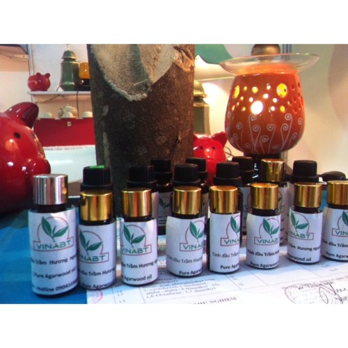 Tinh dầu Trầm Hương VINABT lọ 10ml - Agarwood Pure Essential Oil