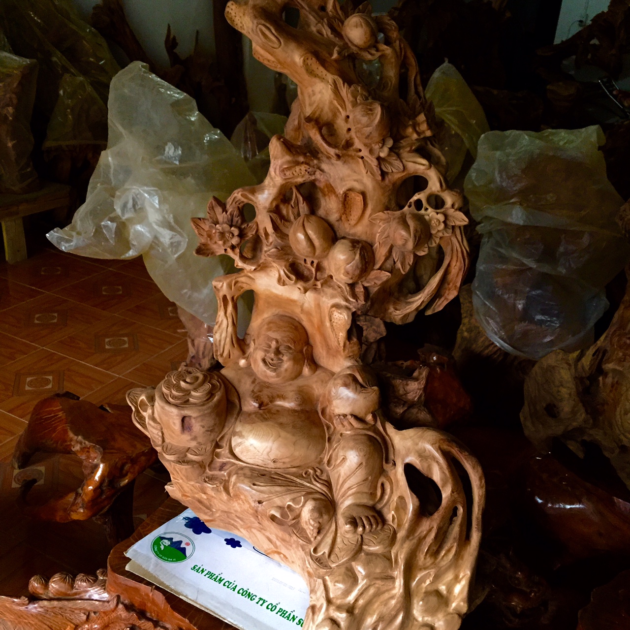 TƯỢNG DI LẶC ÔM HŨ VÀNG (M: DL65)-Đã bán