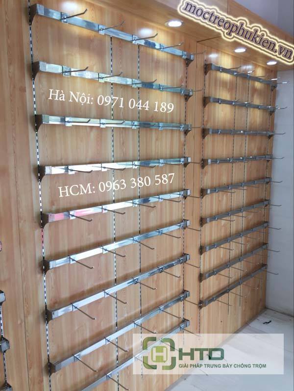 kệ treo phụ kiện thời trang