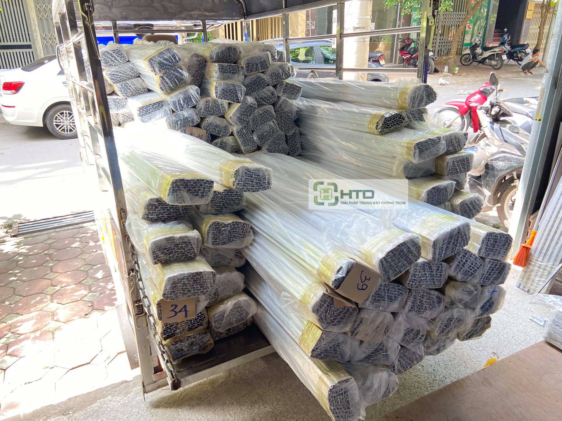 rãnh nhôm cài vách slatwall