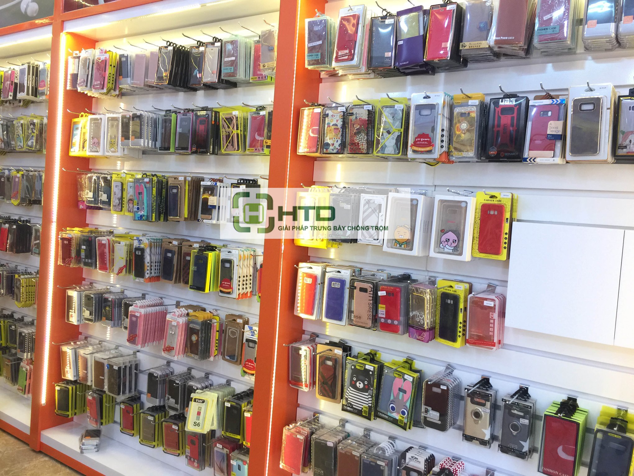 móc treo phụ kiện