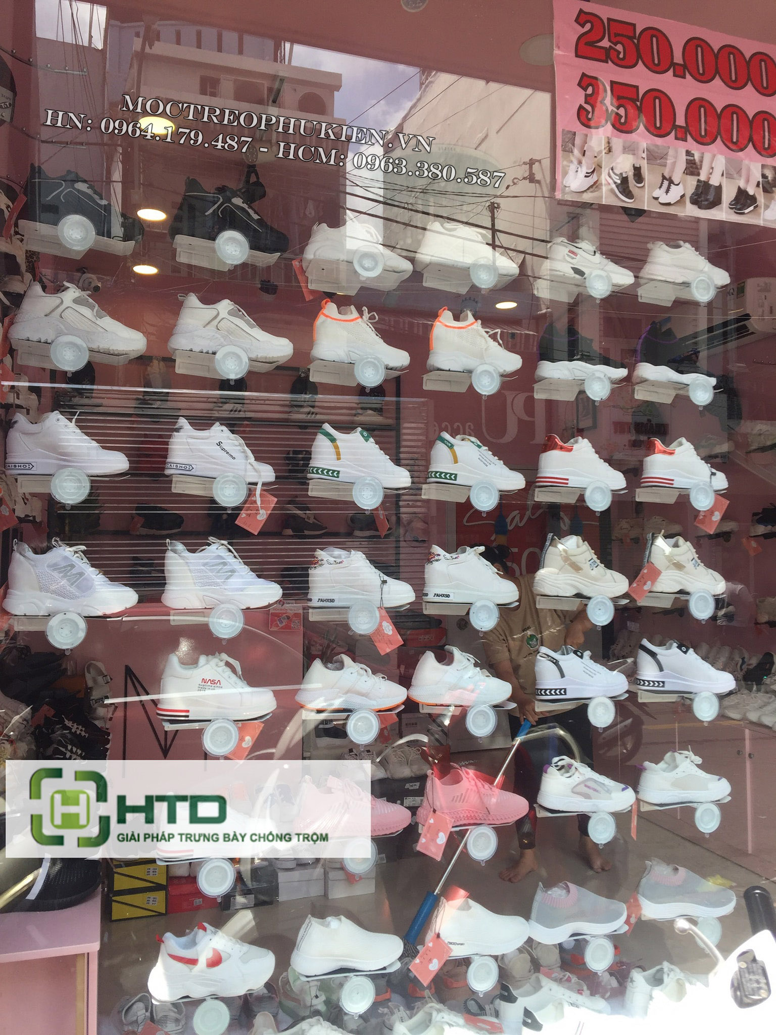 kệ trưng bày giày