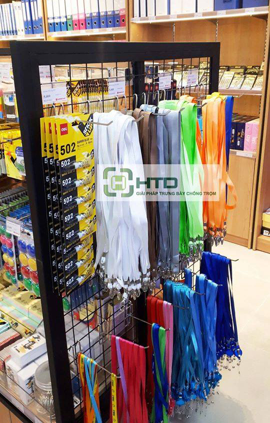 móc treo hàng hóa