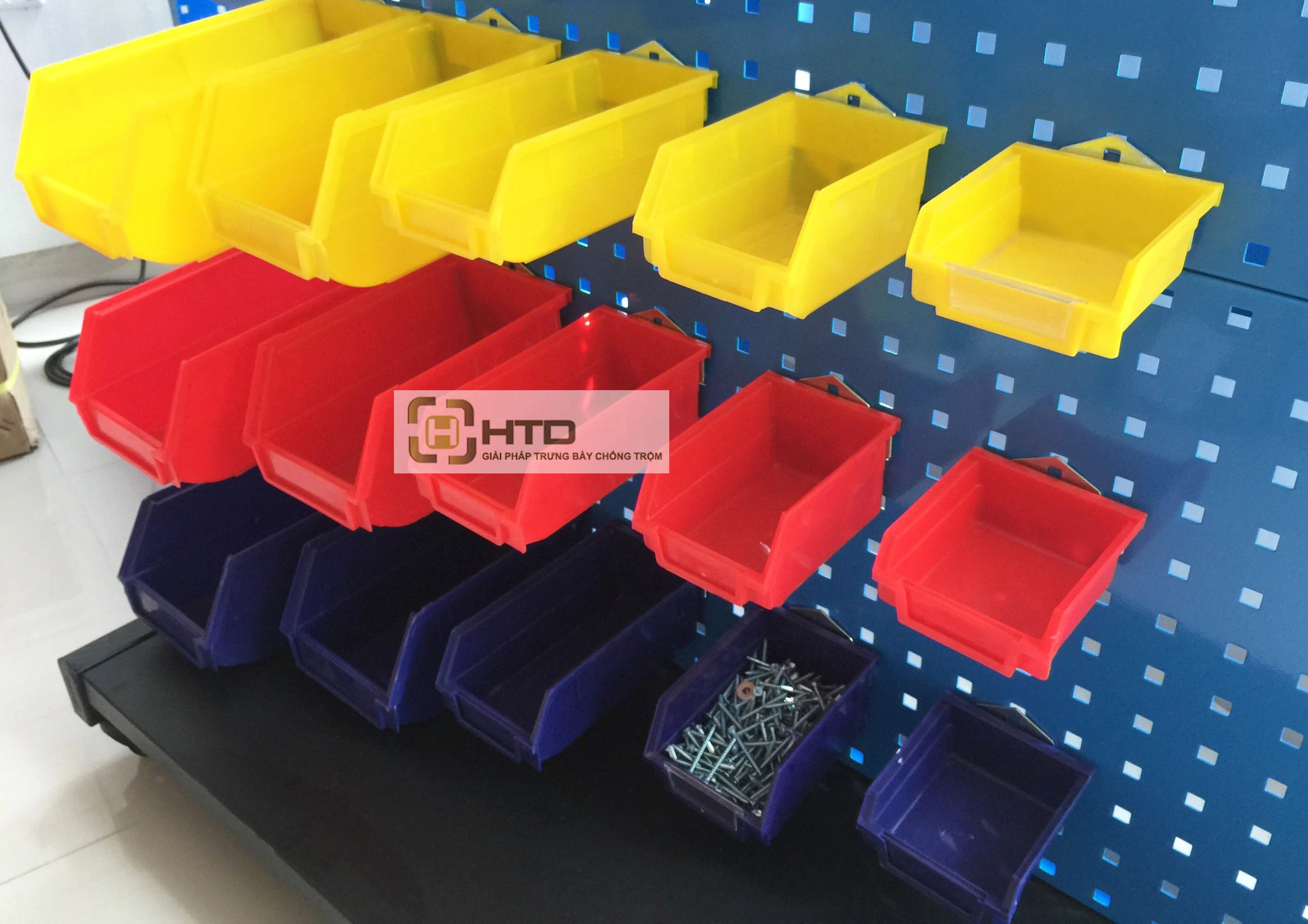 khay đựng linh kiện