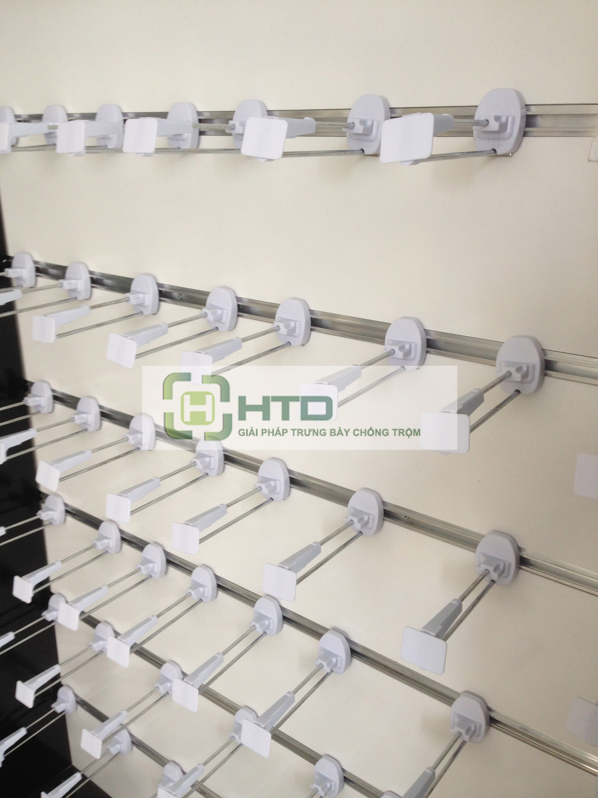 bộ kệ treo chống trộm