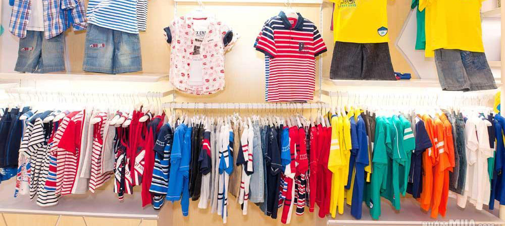 móc quần áo trẻ con