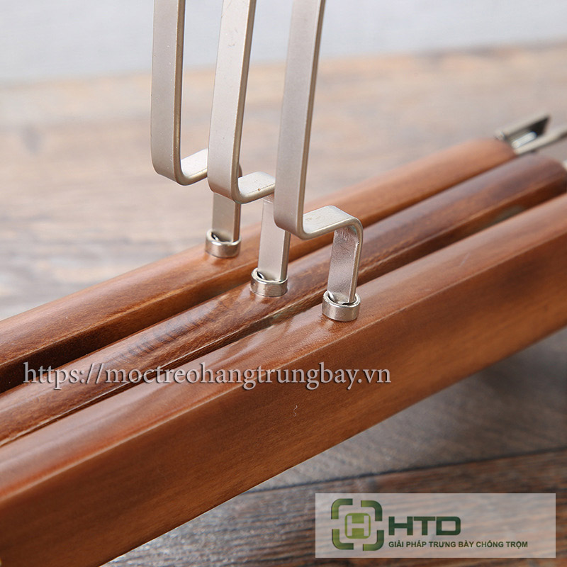 móc kẹp gỗ treo quần áo