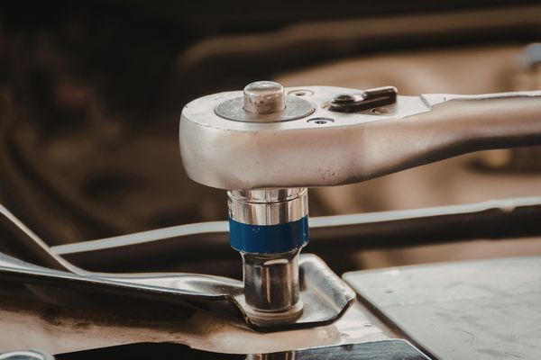 Tìm hiểu cách tính lực siết bu lông chính xác cùng An Khánh