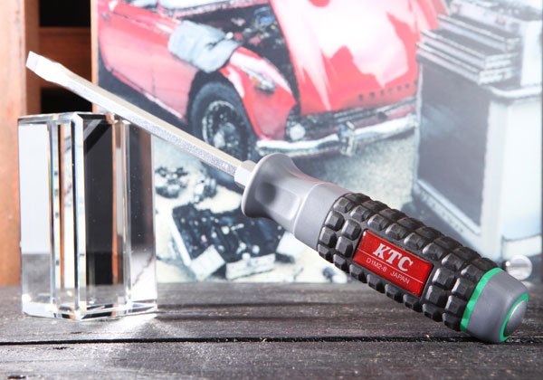 Tô vít dẹt, tô vít KTC 2 cạnh, dịch cụ Yamaha, tô vít 2 cạnh cán cao su