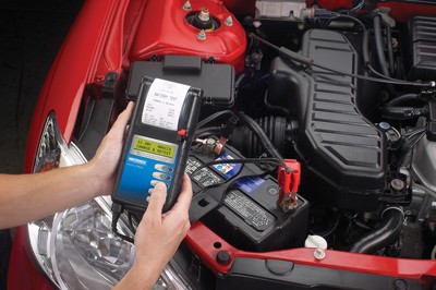 Kiểm tra bình điện ô tô, kiểm tra bình điện xưởng Toyota, thiết bị kiểm tra và in kết quả, MDX-P300 Midtronics