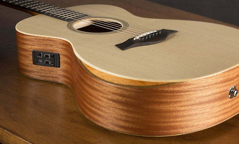 Đàn Guitar Taylor Academy A10E