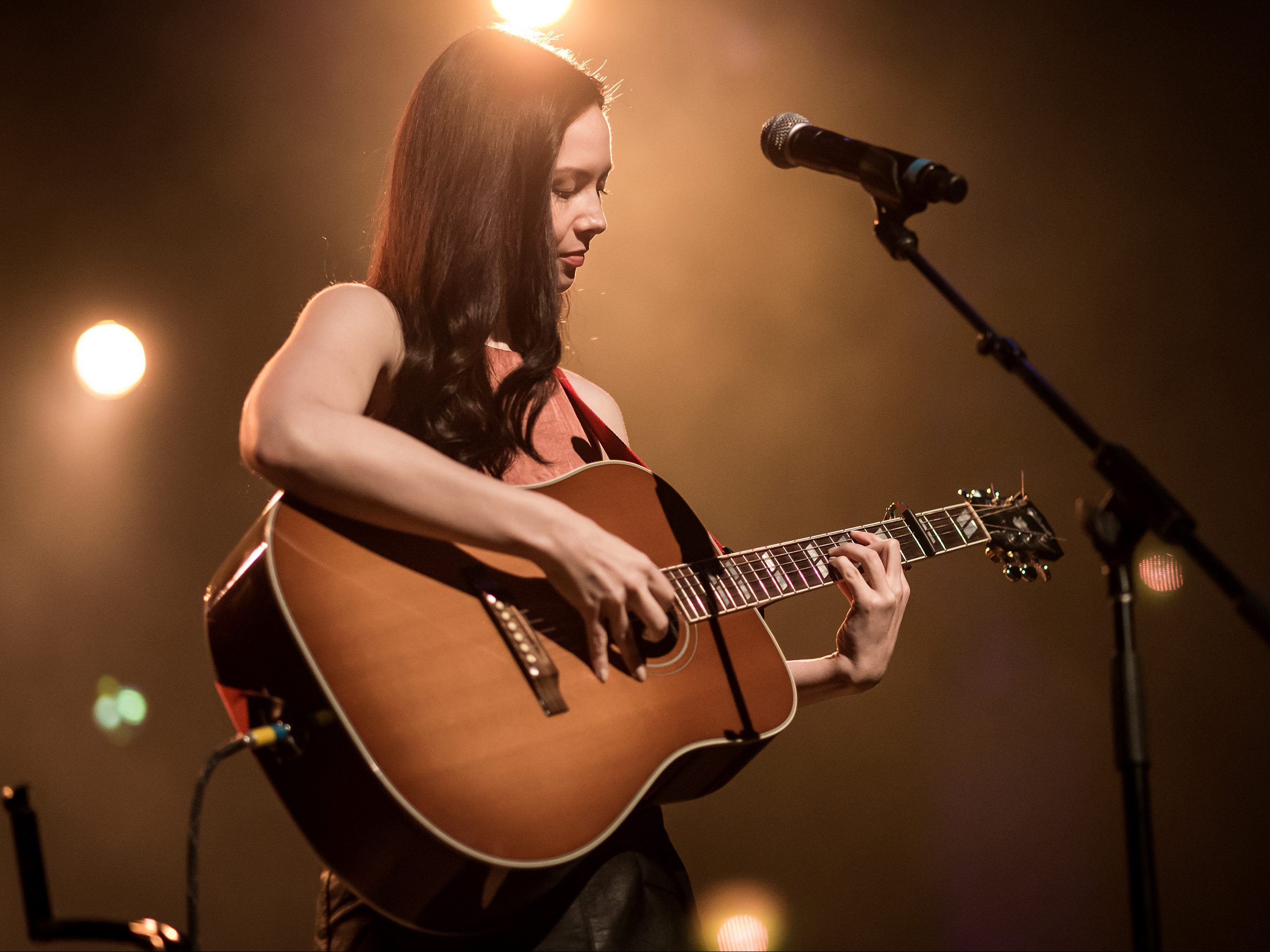 Kina Grannis and her Gibson J-45