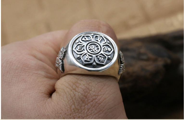 NHẪN XOAY KHẮC OM MANI PADME HUM TÂY TẠNG - NH210