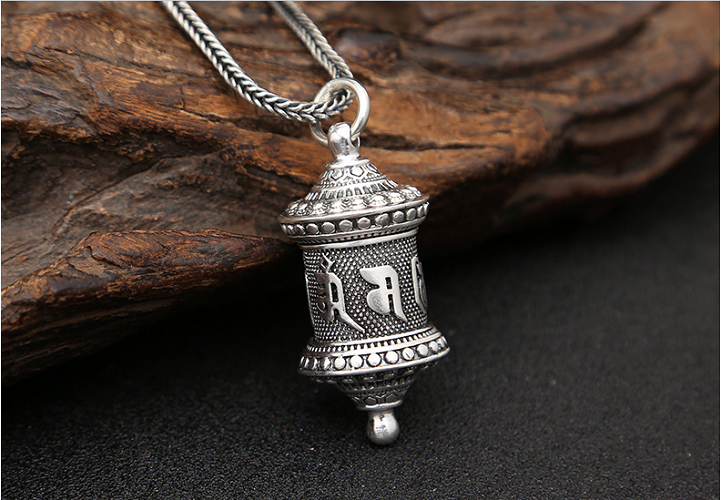 Mặt Dây Chuyền Trụ Om Mani Padme Hum - DC463