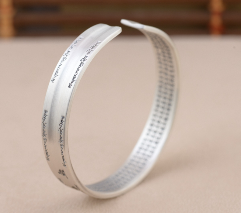 Vòng Tay Khắc Om Mani Padme Hum Tây Tạng - VT254