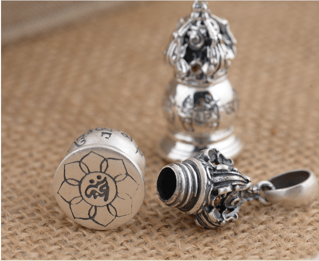 Mặt Dây Chuyền Đựng Xá Lợi Phật Tây Tạng - DC374