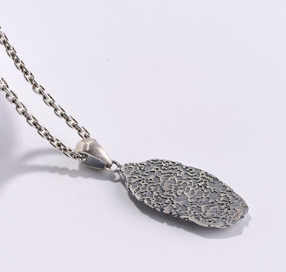 Mặt Dây Chuyền Khắc Om Mani Padme Hum Tây Tạng - DC554
