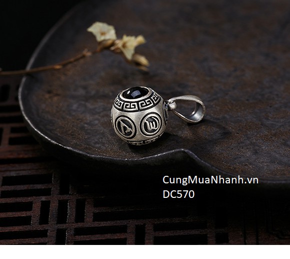 Mặt Châu Khắc Om MaNi Padme Hum - DC570