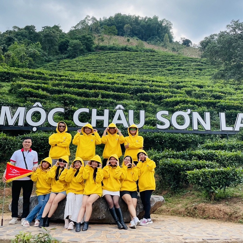 tour Mộc Châu 2 ngày 1 đêm