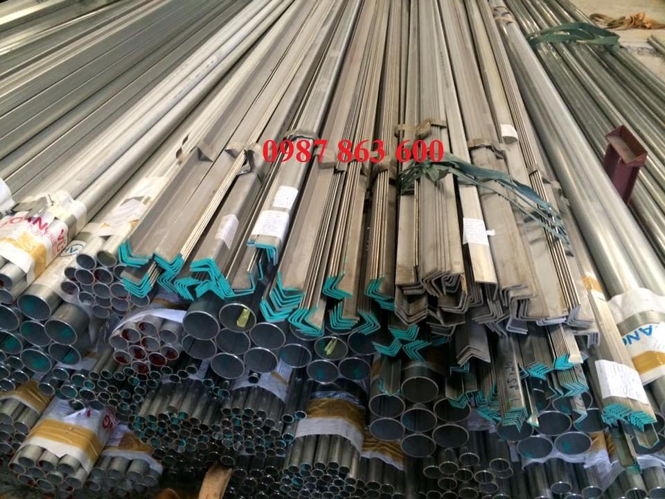 gia-quang-sat-thep-trung-quoc-giam-ngay-thu-4-lien-tiep