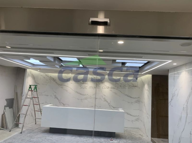 Cửa tự động văn phòng mang lại vẻ đẹp rõ nét