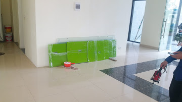 tập kết kính sơn màu ốp tường bếp