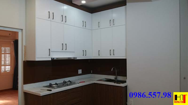 kính ốp bếp màu nâu hoàng quốc việt cầu giấy hà nội