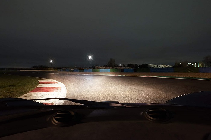 Đèn pha Halogen Philips Racing Vision GT200