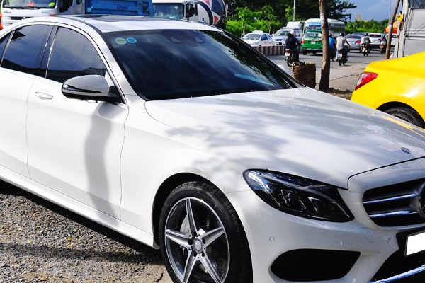 dịch vụ sơn xe ô tô