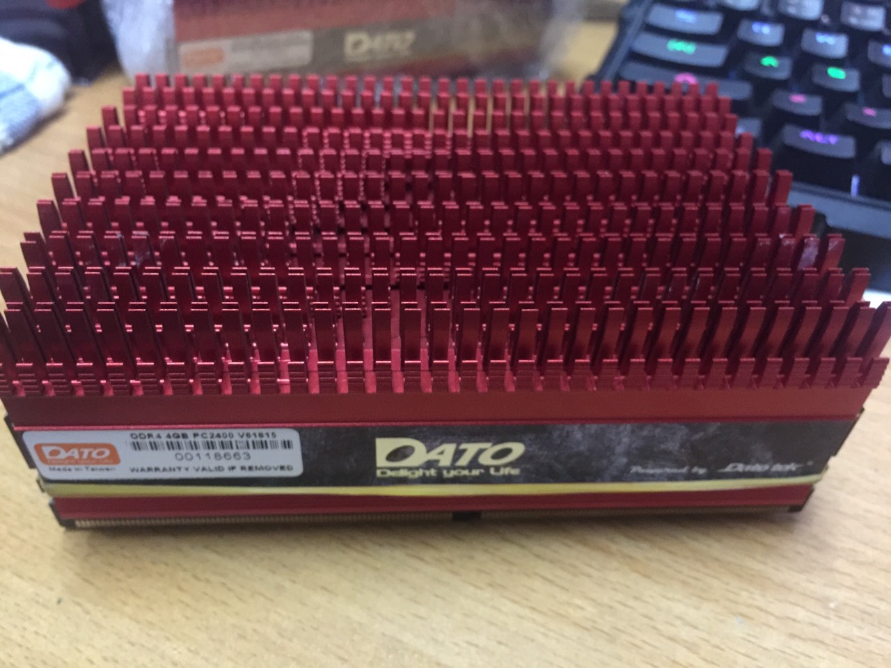 DDR4 - 4GB Bus 2400MHz DATO tản thép