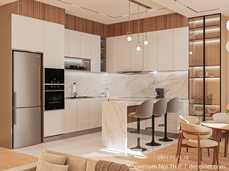 Tủ bếp gỗ thiết kế kịch trần, tone màu sáng – tối hài hòa, phù hợp với mọi phong cách nội thất