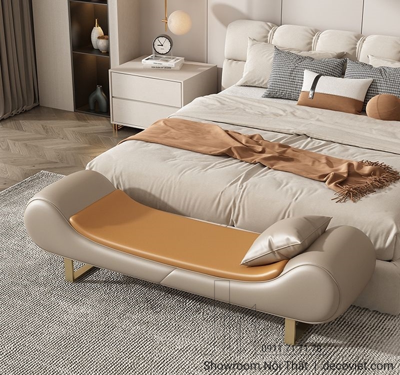 ghế băng dài cuối giường tạo điểm nhấn cho phòng ngủ