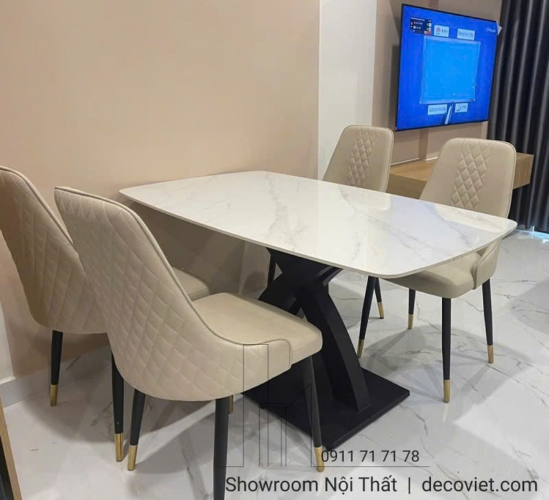 mẫu bàn ăn 4 ghế mặt đá
