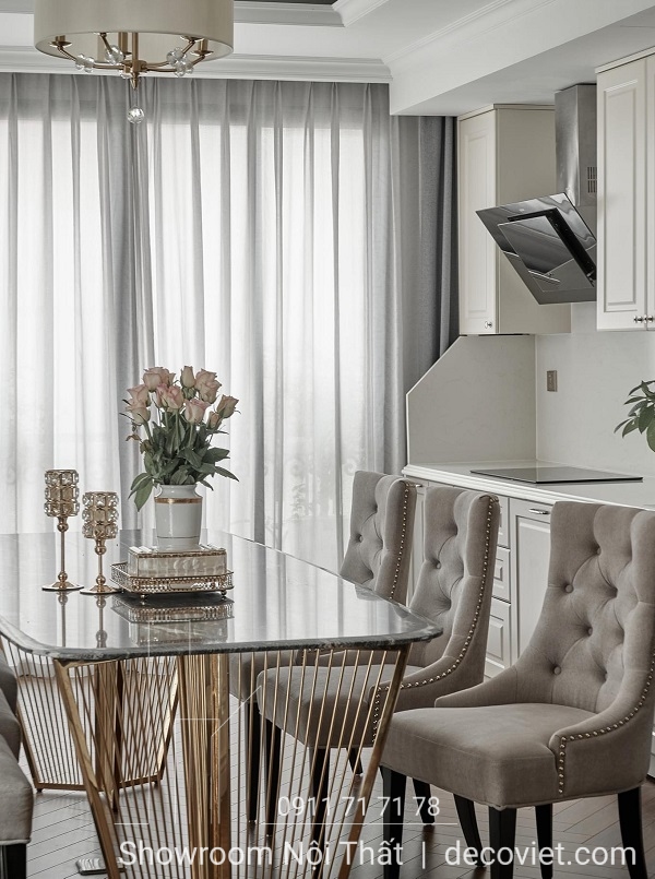 bàn ăn tân cổ điển