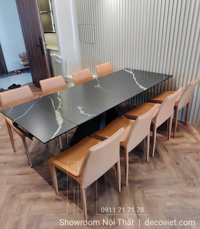 Bộ bàn ăn mặt đá kéo dài từ 1m6 đến 2m3 phù hợp không gian hiện đại