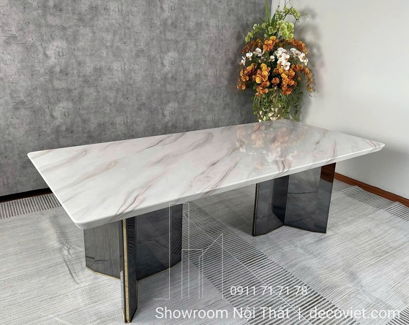 bàn ăn mặt đá chân inox