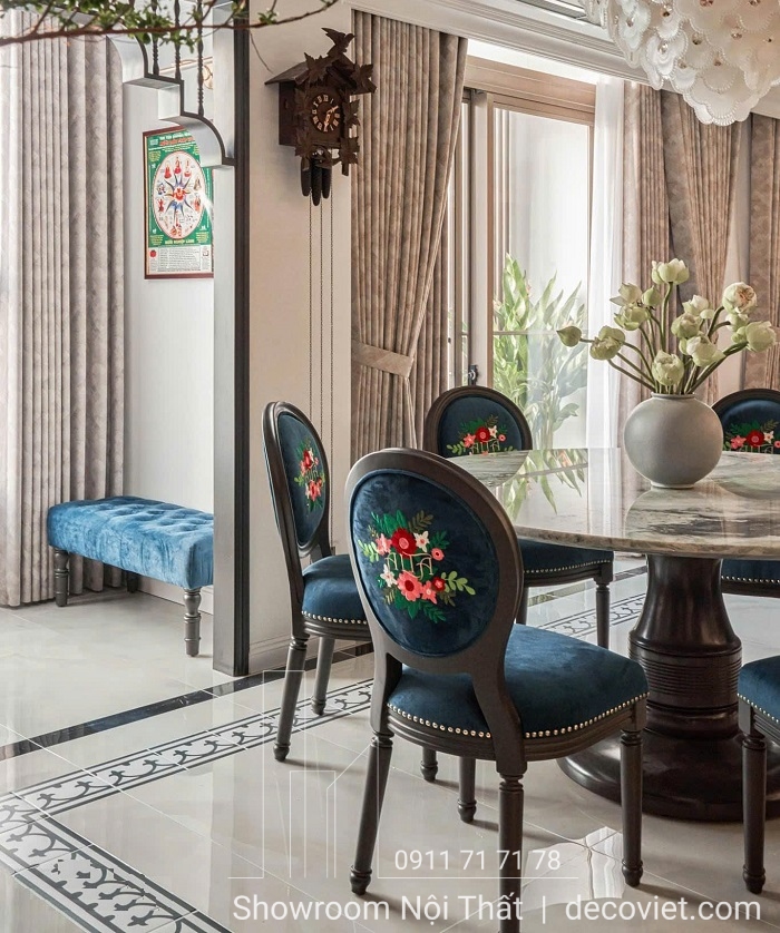 bàn ăn tân cổ điển mặt đá