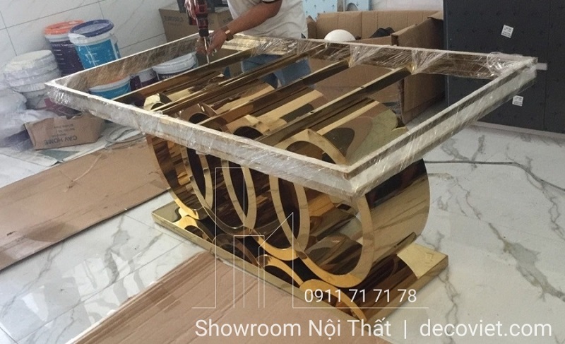 bàn ăn tân cổ điển