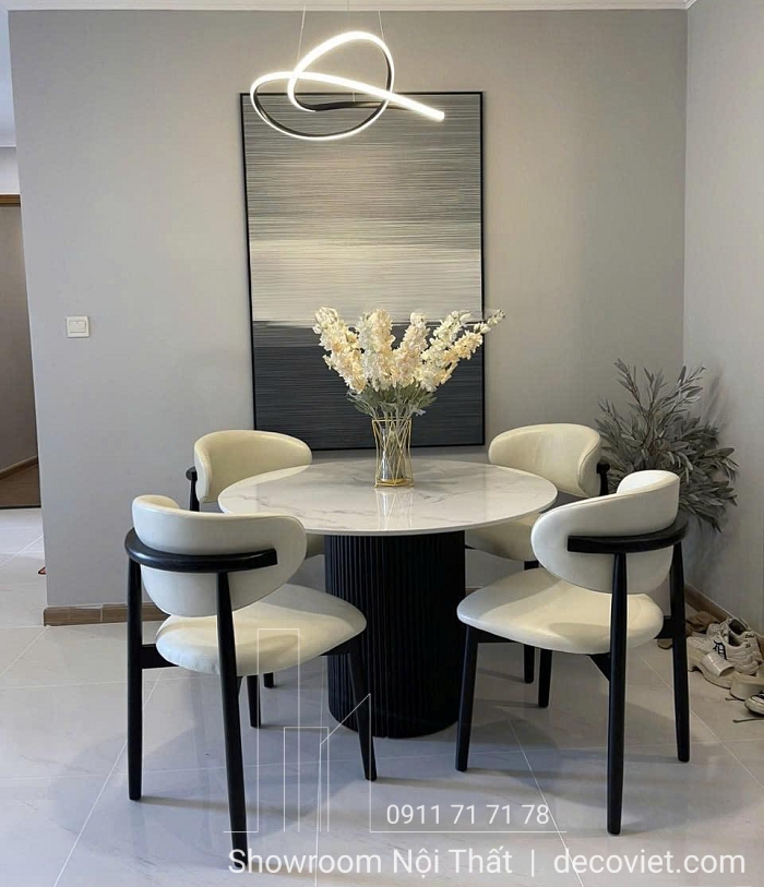 bàn ăn tròn 4 ghế mặt đá