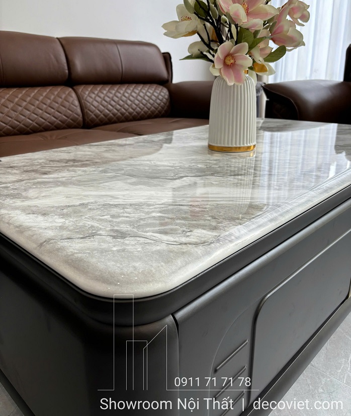 Bàn trà gỗ mặt đá hiện đại tại showroom nội thất decoviet